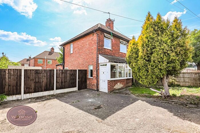 3 Bedroom Semi-detached House For Sale In Hollington Road, Nottingham, NG8