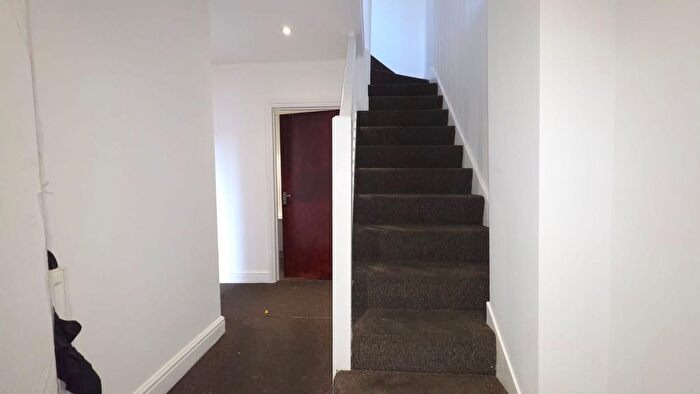 3 Bedroom Terraced House To Rent In St. Albans Road, Ilford, IG3