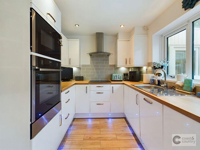 3 Bedroom Bungalow For Sale In Coniston Road, Ogwell, Newton Abbot, TQ12