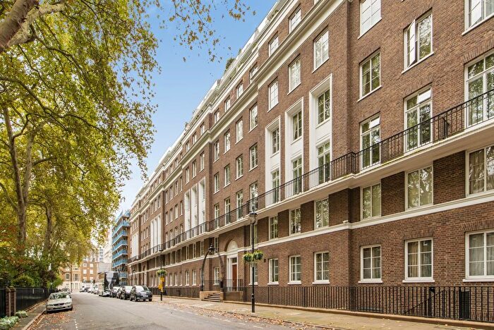 4 Bedroom Flat To Rent In Bryanston Square, Marylebone, London, W1H