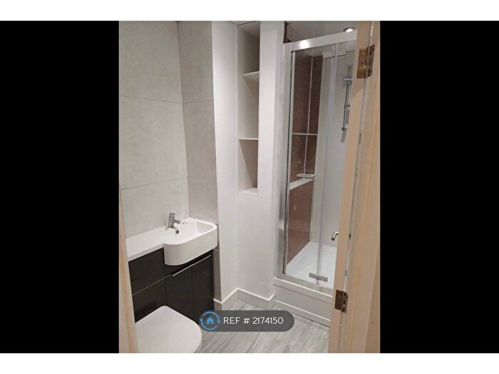 5 Bedroom Terraced House To Rent In High Street, Paulton, Bristol, BS39