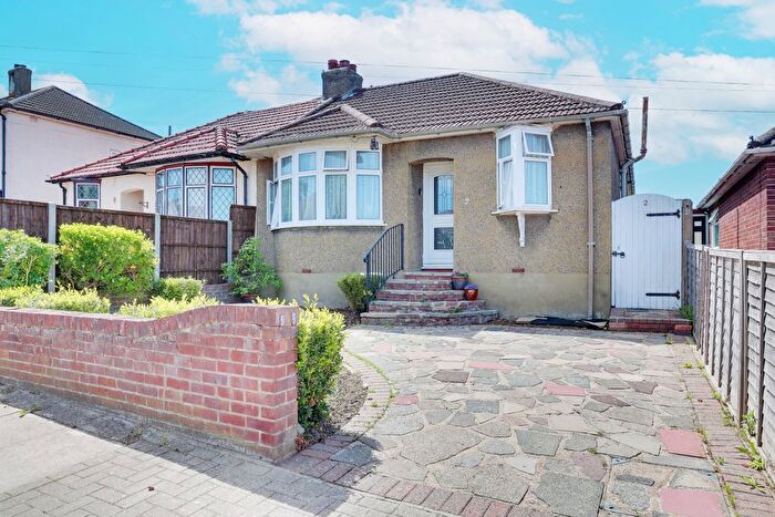 2 Bedroom Semi-Detached Bungalow For Sale In Waldenhurst Road, Orpington, BR5