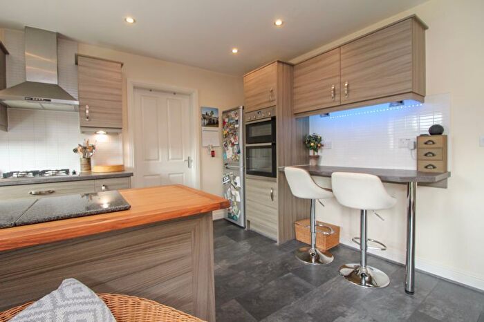 4 Bedroom Detached House For Sale In Herons Wharf, Appley Bridge, Wigan, WN6