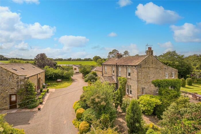 6 Bedroom Detached House For Sale In Slack Lane, Felliscliffe, Harrogate, HG3