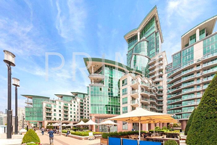 2 Bedroom Flat To Rent In Hamilton House, St George Wharf, Vauxhall, SW8