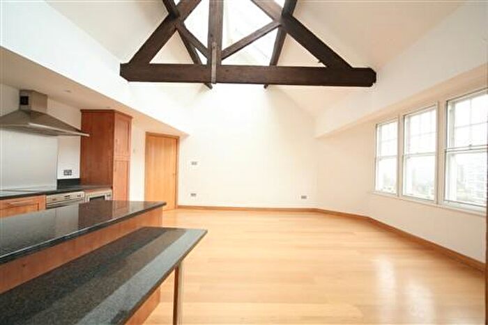 2 Bedroom Apartment To Rent In Murton House, City Centre, NE1