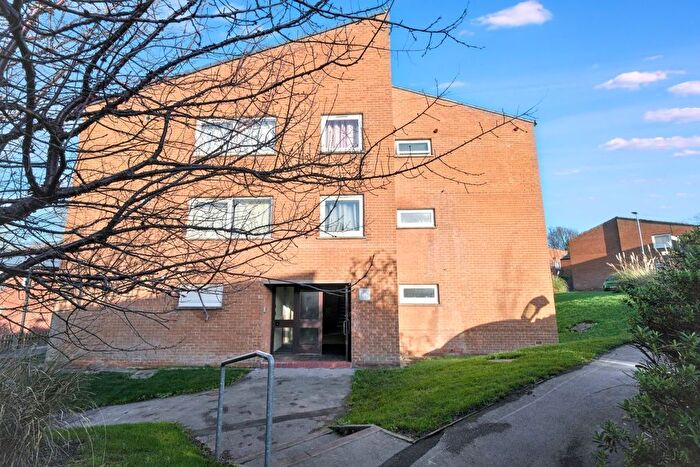 1 Bedroom Flat For Sale In Flat D Firthcliffe Road, Liversedge, West Yorkshire, WF15