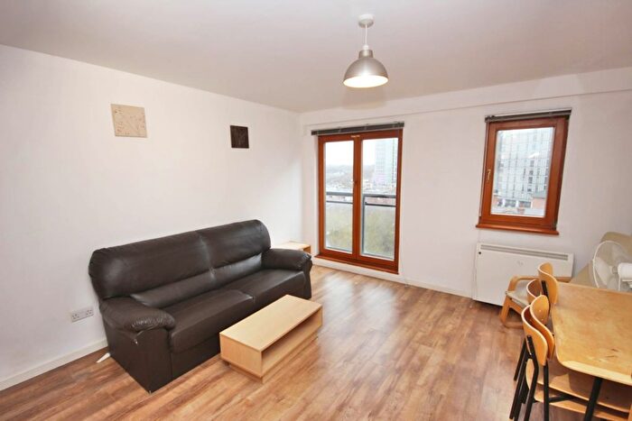 1 Bedroom Flat To Rent In Corporation Street, Manchester, M4
