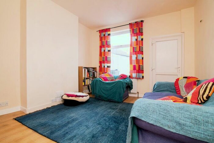 3 Bedroom Terraced House For Sale In Wood Lane, West Bromwich, B70
