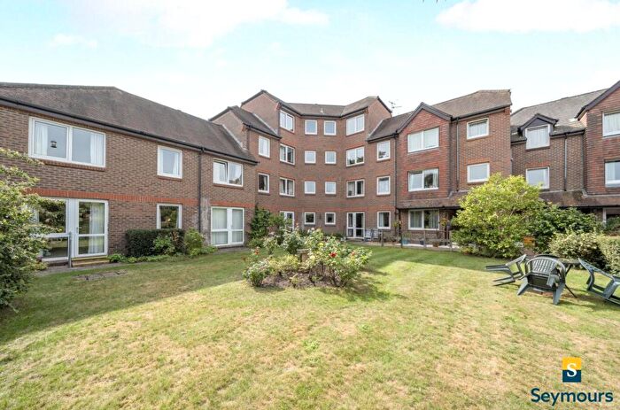 1 Bedroom Retirement Property For Sale In York Road, Guildford, Surrey, GU1