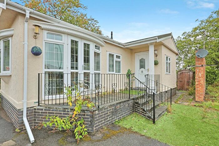 2 Bedroom Park Home For Sale In Showmens Guild Site, Hooper Lane, Norwich, Norfolk, NR3