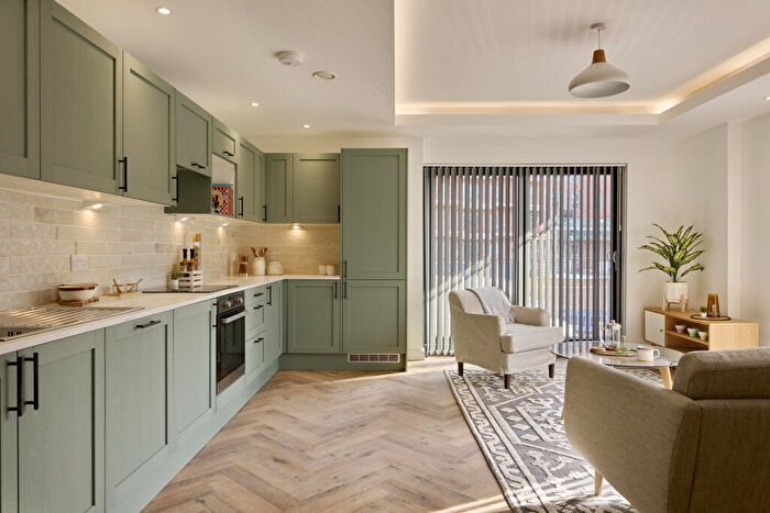 2 Bedroom Apartment To Rent In Springmount Lane, Stockport, Greater Manchester, SK3