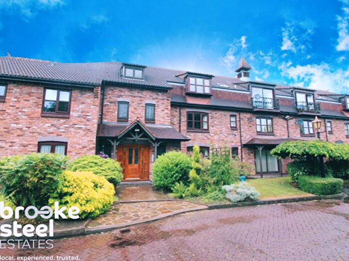 2 Bedroom Apartment To Rent In Drayton Manor, Didsbury, M20