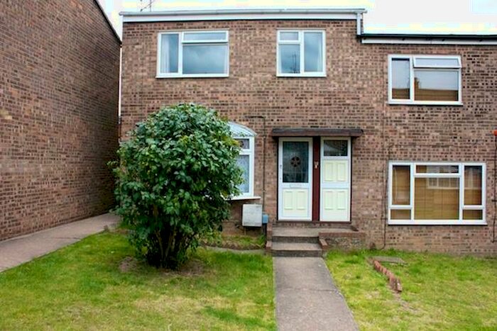 4 Bedroom End Of Terrace House To Rent In Thorpe Walk, Colchester, Essex, CO4