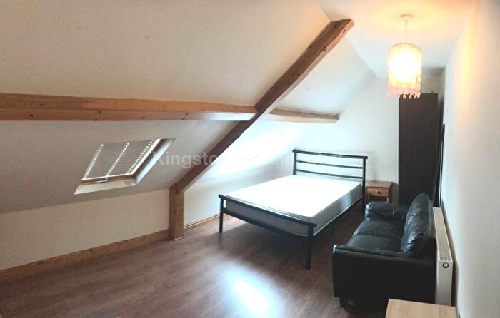 4 Bedroom Duplex To Rent In Albany Road, Roath, CF24