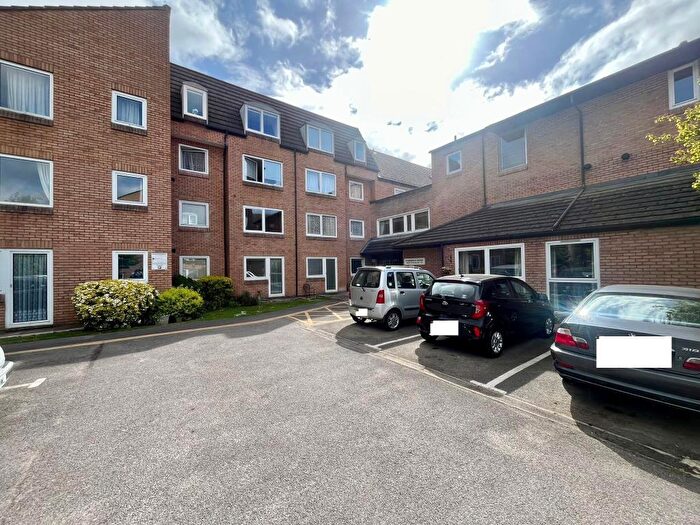 1 Bedroom Retirement Property To Rent In Mount Hermon Road, Woking, GU22