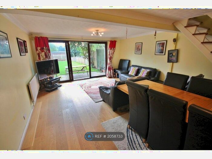 3 Bedroom Terraced House To Rent In Coval Lane, Chelmsford, CM1