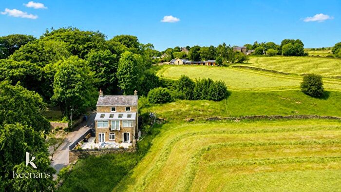 3 Bedroom Detached House For Sale In Goodshaw Lane, Rossendale, BB4