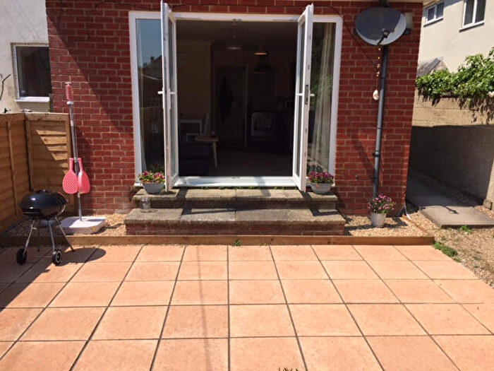 1 Bedroom Flat To Rent In Christchurch Road, Bournemouth, Dorset, BH7