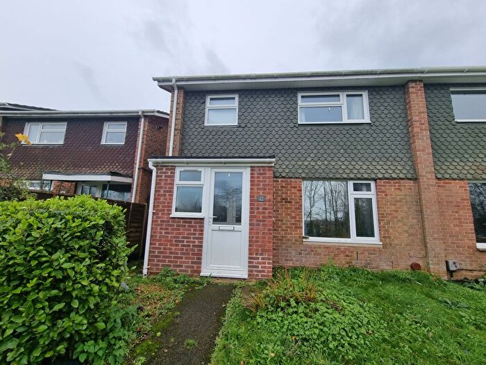 End Of Terrace House To Rent In Wimborne, Dorset, BH21