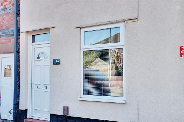 2 Bedroom End Of Terrace House To Rent In Heath Street, Chesterton, Newcastle, ST5
