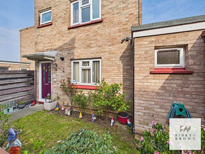 3 Bedroom Terraced House For Sale In Tasman Close, Corringham, Essex, SS17