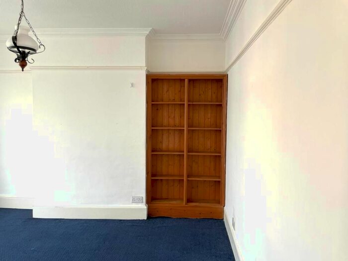1 Bedroom Flat To Rent In Fairholme Road, Harrow, HA1