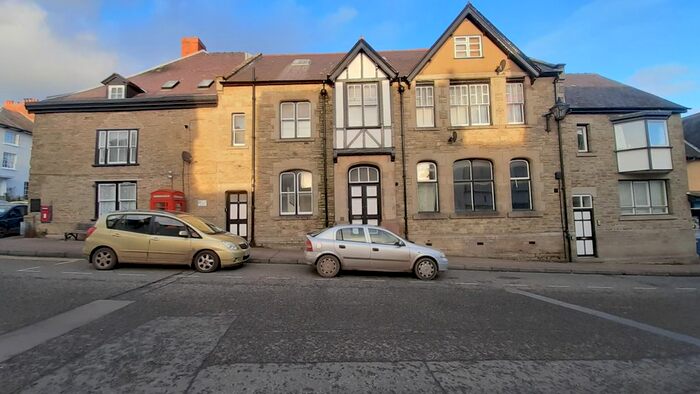 3 Bedroom Flat To Rent In Church Street, Kington, HR5