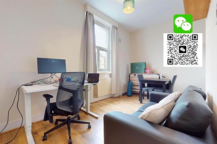 1 Bedroom Flat To Rent In Cromwell Road, Earls Court, SW5