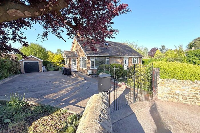 3 Bedroom Detached Bungalow For Sale In Burton Lane, Whatton, NG13