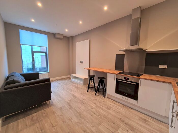 1 Bedroom Flat To Rent In Flat Wren House, - Exchange Road, Watford, WD18