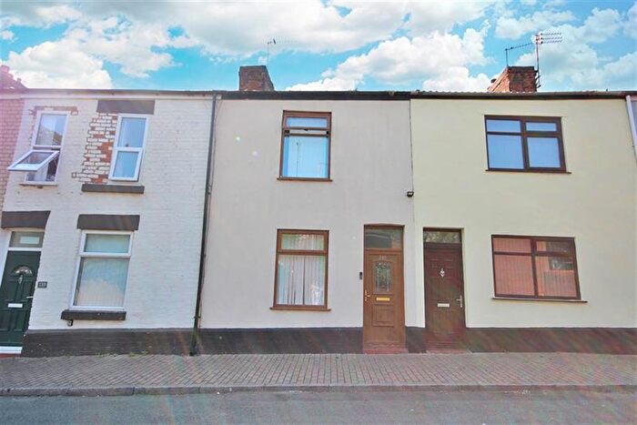 3 Bedroom Property To Rent In Hurst Street, Widnes, WA8