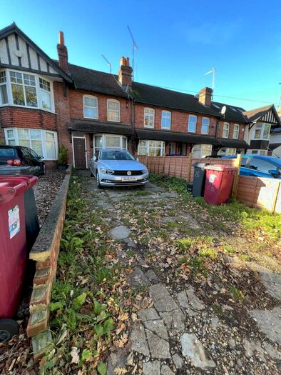 3 Bedroom Terraced House To Rent In Water Road, Reading, RG30
