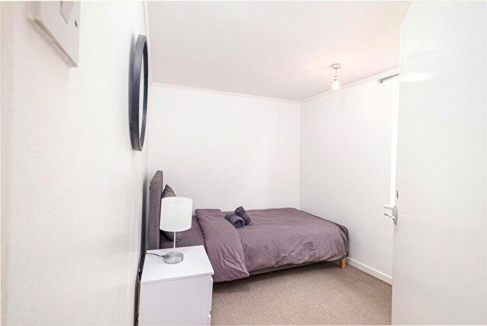 2 Bedroom Duplex To Rent In Highgate High Street, Highgate, London, N6