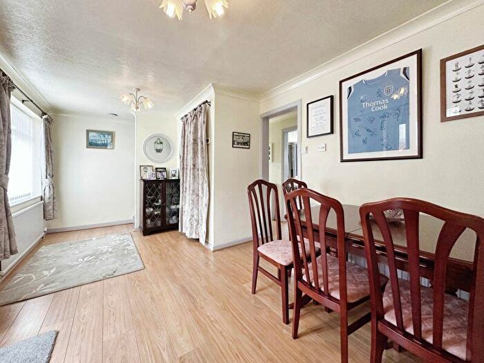 4 Bedroom Detached Bungalow For Sale In Mendip Crescent, Bury, BL8