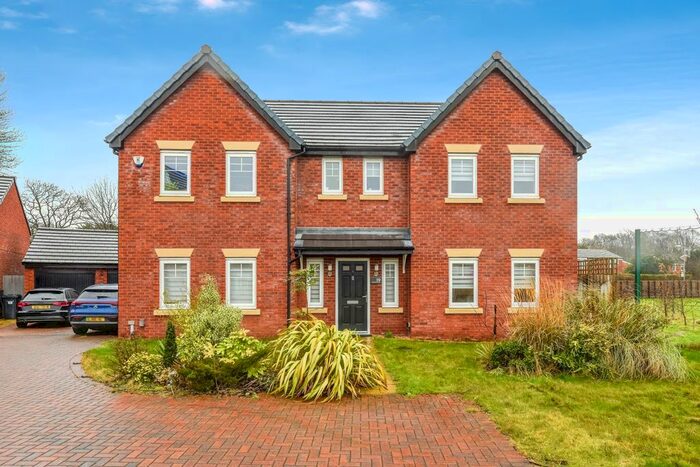 5 Bedroom Detached House For Sale In Stonechat Drive, Maghull, Liverpool, Merseyside, L31