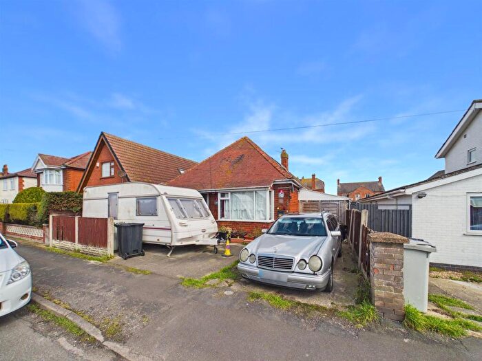 5 Bedroom Detached Bungalow For Sale In George Street, Mablethorpe, LN12