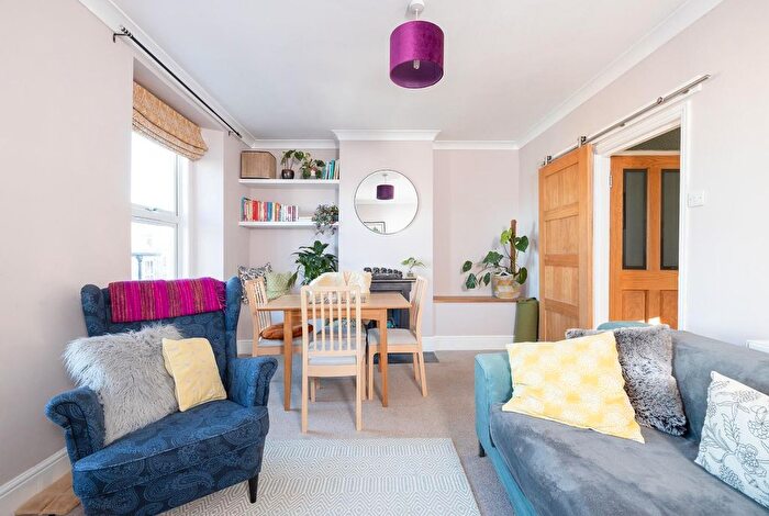 1 Bedroom Flat For Sale In Eton Road, Brislington, BS4