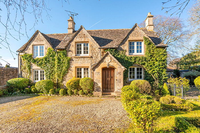 3 Bedroom Detached House For Sale In The Street, Grittleton, SN14