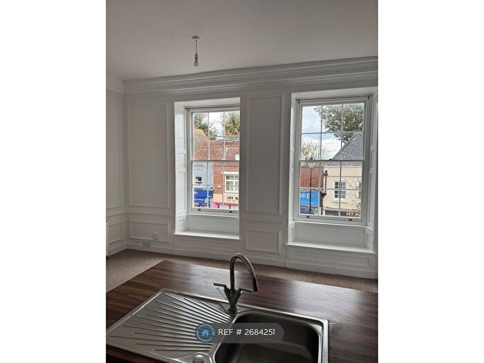 1 Bedroom Flat To Rent In Beauty For Ashes House, Sittingbourne, ME10