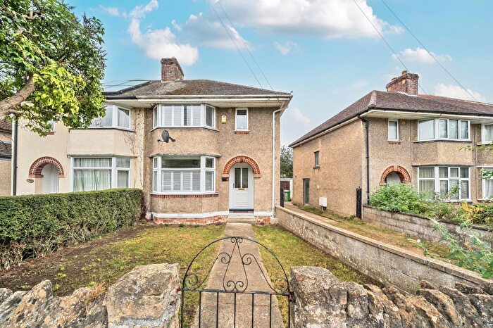 3 Bedroom Semi-Detached House For Sale In Risinghurst, Oxford, OX3