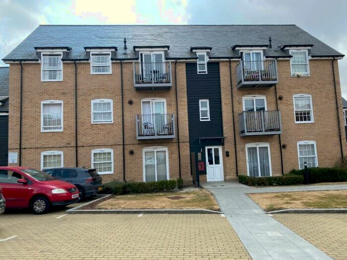 2 Bedroom Apartment To Rent In Arbury Place, Baldock, SG7