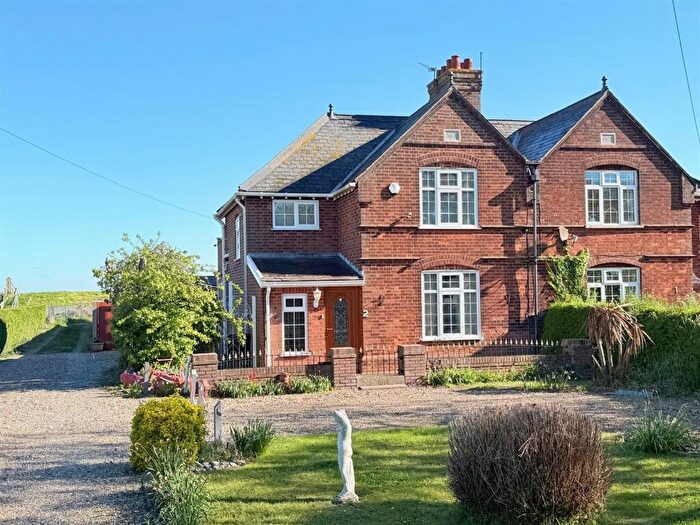 2 Bedroom Semi Detached House For Sale In Acle New Road, Great Yarmouth, NR30