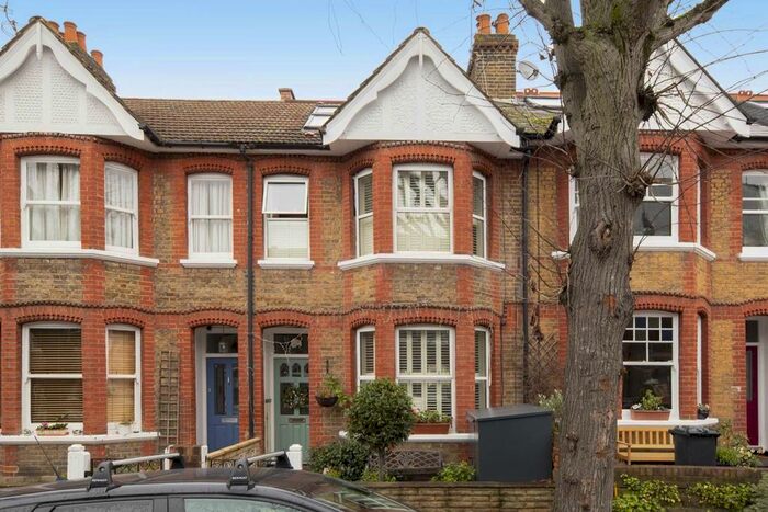 5 Bedroom Property To Rent In Overdale Road, London W5