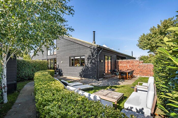 3 Bedroom Barn Conversion To Rent In Ivinghoe Aston, Ivinghoe Aston, Leighton Buzzard, LU7