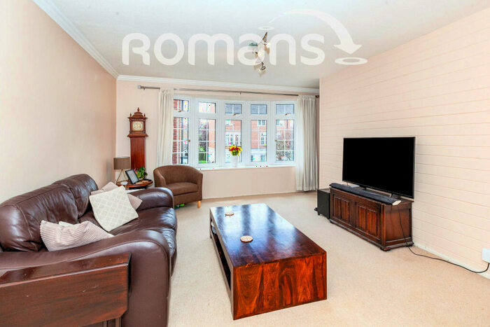 2 Bedroom Maisonette To Rent In Lammas Court, SL4