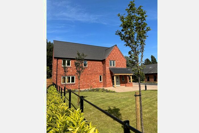 5 Bedroom Detached House For Sale In Orchard Gardens, Barns Lane, Warburton, WA13
