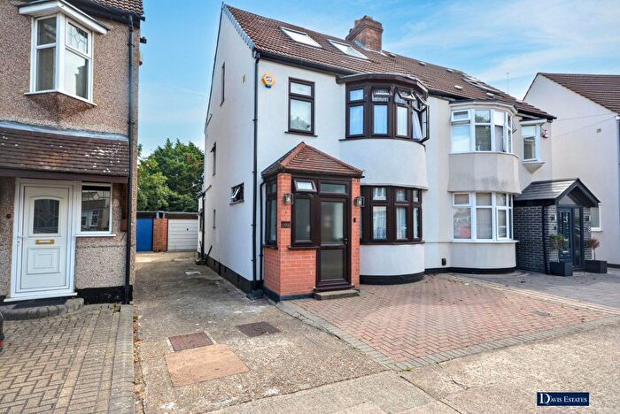 4 Bedroom Semi-Detached House For Sale In Cambridge Avenue, Gidea Park, Romford, RM2
