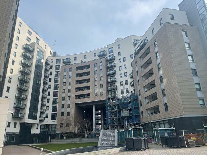 1 Bedroom Apartment To Rent In Gateway East, Leeds City Centre, LS9