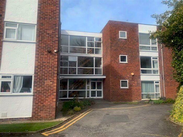 1 Bedroom Flat To Rent In Shanklin House, Chorlton, M21